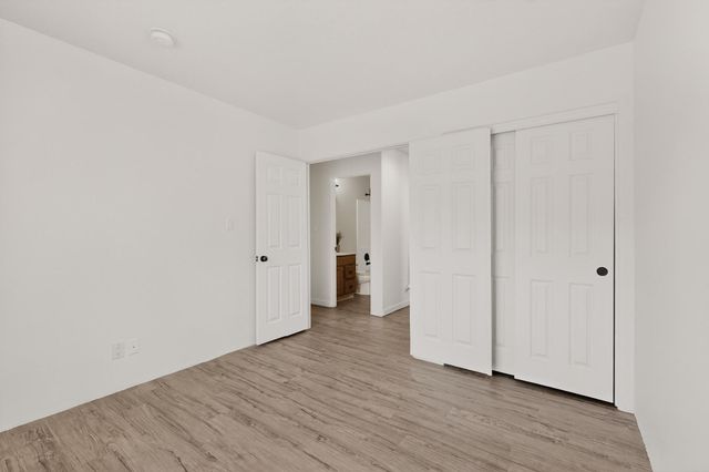 4352 Sierra Blanca, Santa Fe, NM 87507