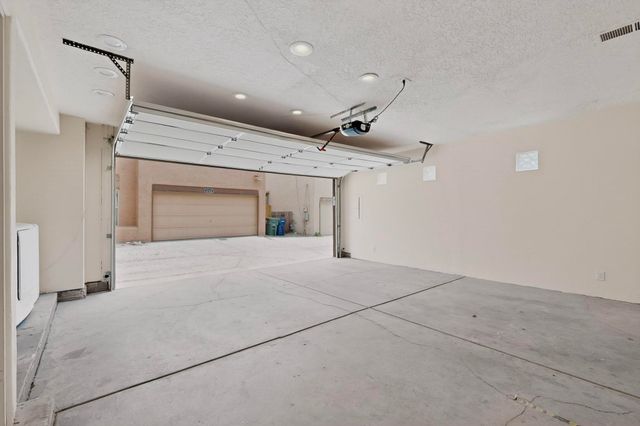 4352 Sierra Blanca, Santa Fe, NM 87507