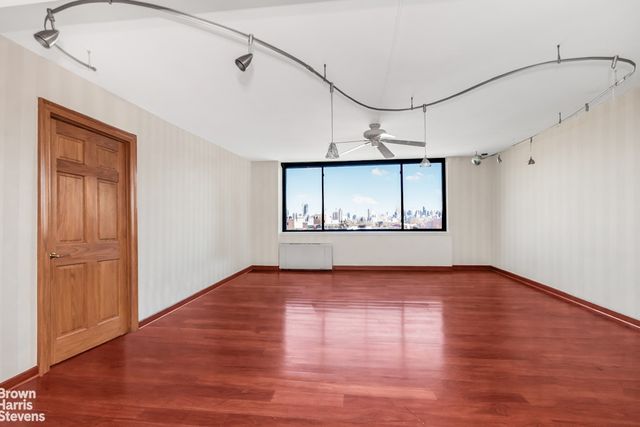 386 Columbus Ave Apt 17A 18A, New York City, NY 10024