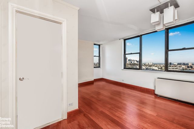 386 Columbus Ave Apt 17A 18A, New York City, NY 10024