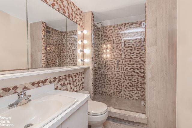 386 Columbus Ave Apt 17A 18A, New York City, NY 10024