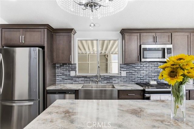 4901 Green River 288, Corona, CA 92880