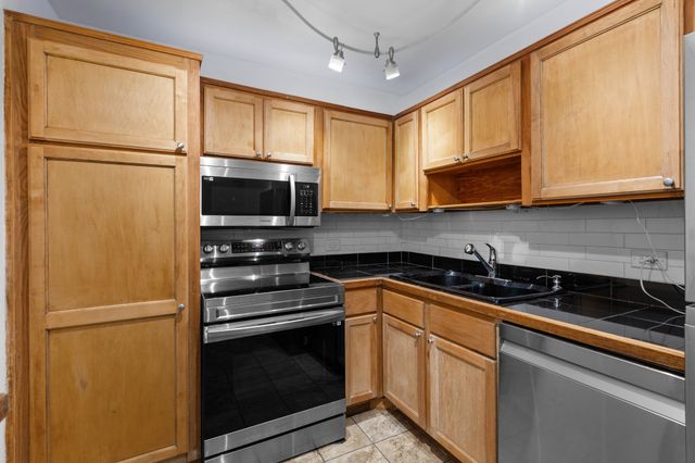 3415 West End Ave Apt 608, Nashville, TN 37203