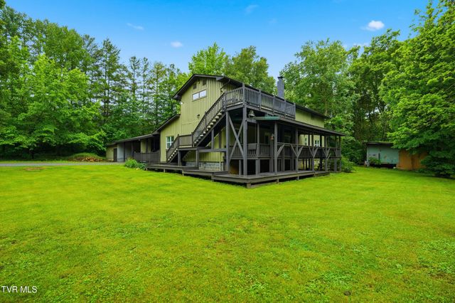 2425 Seminary Church Loop, Big Stone Gap, VA 24219