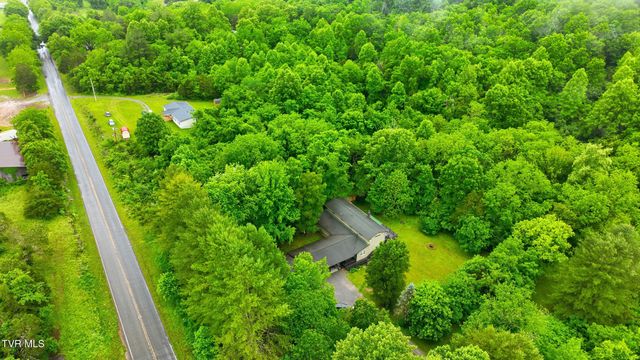 2425 Seminary Church Loop, Big Stone Gap, VA 24219