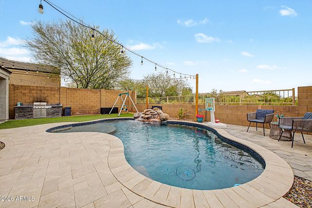 1955 W PLUM Road, Phoenix, AZ 85085