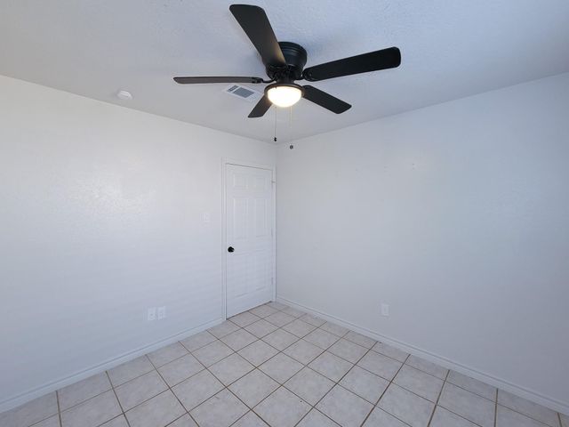 10102 Park Lane, La Porte, TX 77571