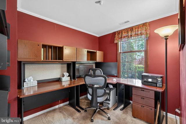 248 CARRIAGE HILL DR, Moorestown, NJ 08057