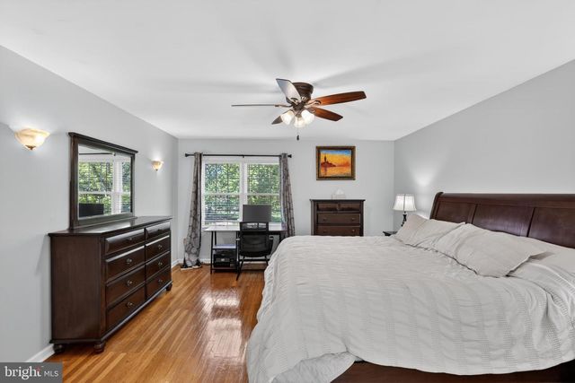 248 CARRIAGE HILL DR, Moorestown, NJ 08057