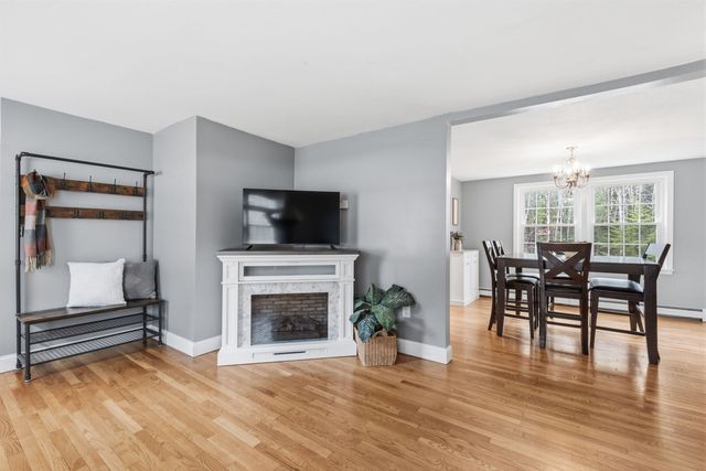 4 Cedar Lane, Bow, NH 03304