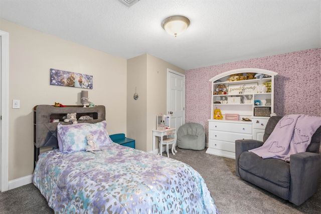 4 Cedar Lane, Bow, NH 03304