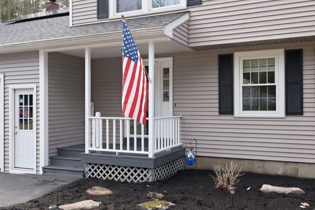 4 Cedar Lane, Bow, NH 03304