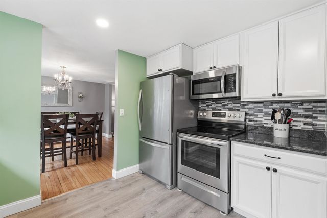 4 Cedar Lane, Bow, NH 03304