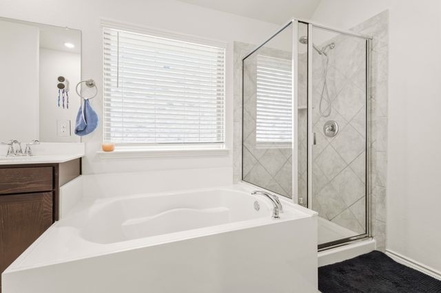 2550 Pettus Drive, Forney, TX 75126