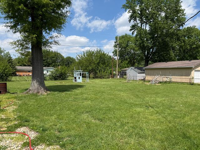 436 W McGregor Road, Indianapolis, IN 46217