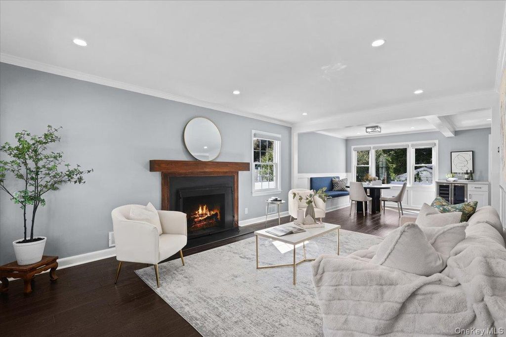 214 Frank Avenue, Mamaroneck, NY 10543 — photo 4