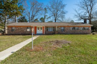 2816 Williamsburg Rd., Hattiesburg, MS 39402