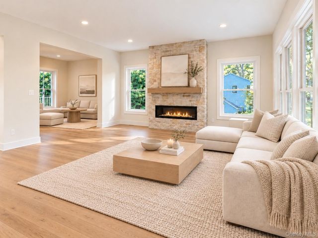 20 Overton Pass, Saint James, NY 11780