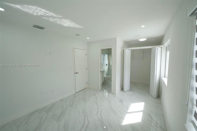 10381 SW 32nd St, Miami, FL 33165