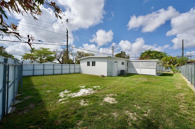 10381 SW 32nd St, Miami, FL 33165
