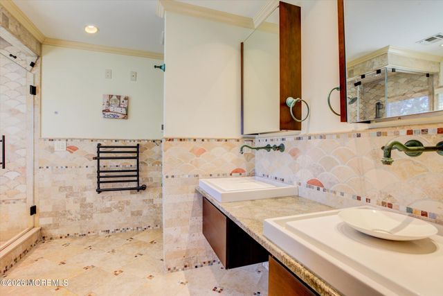 1 Hillside Avenue, Hazlet, NJ 07734