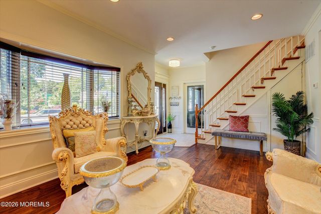 1 Hillside Avenue, Hazlet, NJ 07734