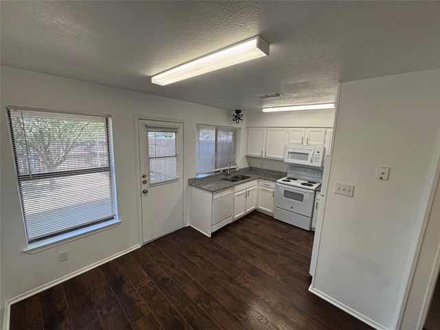 801 Bluebonnet Drive A, Keller, TX 76248