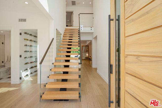 16740 Otsego Street, Los Angeles, CA 91436