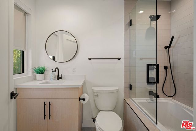 16740 Otsego Street, Los Angeles, CA 91436