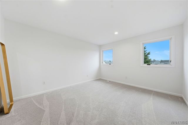 141 Canalview Terrace, Amherst, NY 14228