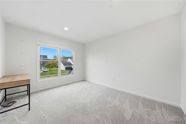 141 Canalview Terrace, Amherst, NY 14228