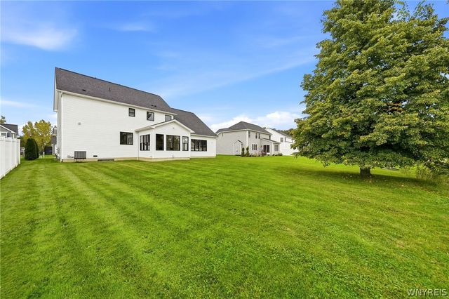 141 Canalview Terrace, Amherst, NY 14228
