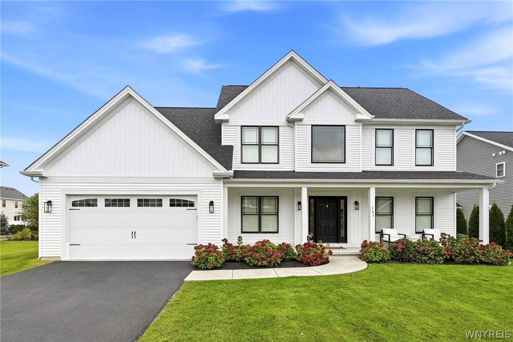 141 Canalview Terrace, Amherst, NY 14228