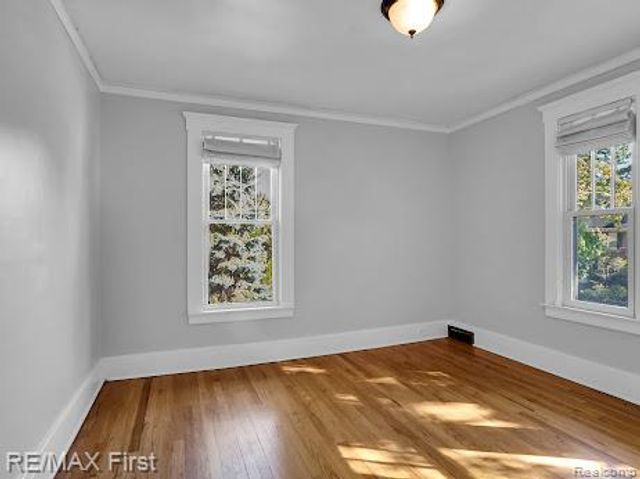 410 Crane Avenue, Royal Oak, MI 48067