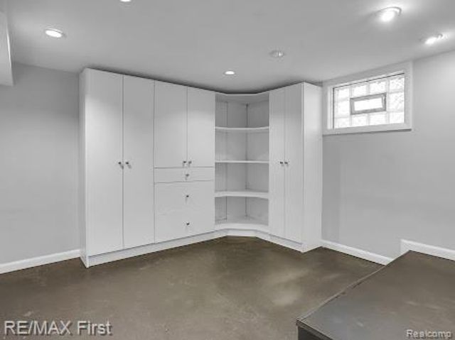 410 Crane Avenue, Royal Oak, MI 48067