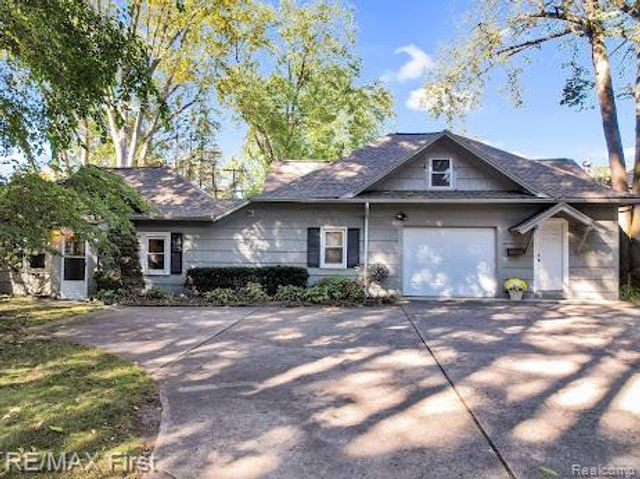 410 Crane Avenue, Royal Oak, MI 48067