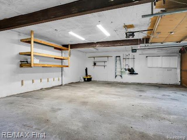 410 Crane Avenue, Royal Oak, MI 48067