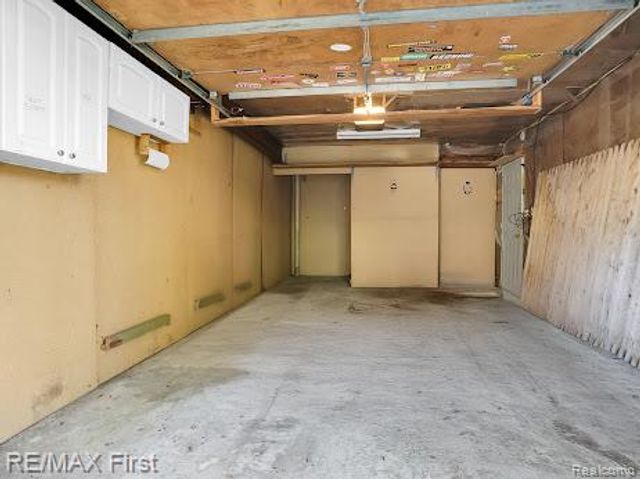 410 Crane Avenue, Royal Oak, MI 48067