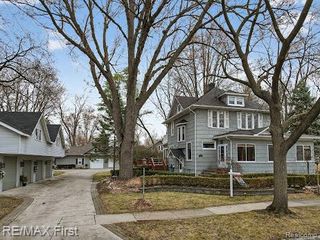 410 Crane Avenue, Royal Oak, MI 48067