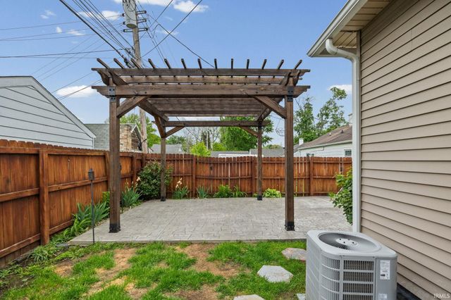 2818 Underwood Street, Lafayette, IN 47904