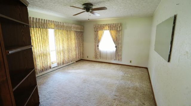4350 S 200 E, Knox, IN 46534