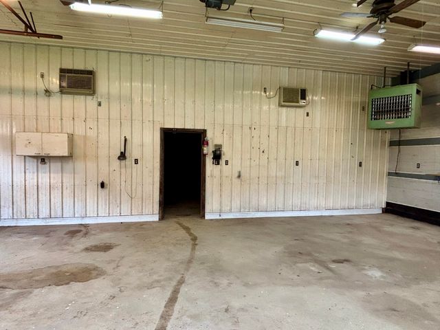 4350 S 200 E, Knox, IN 46534
