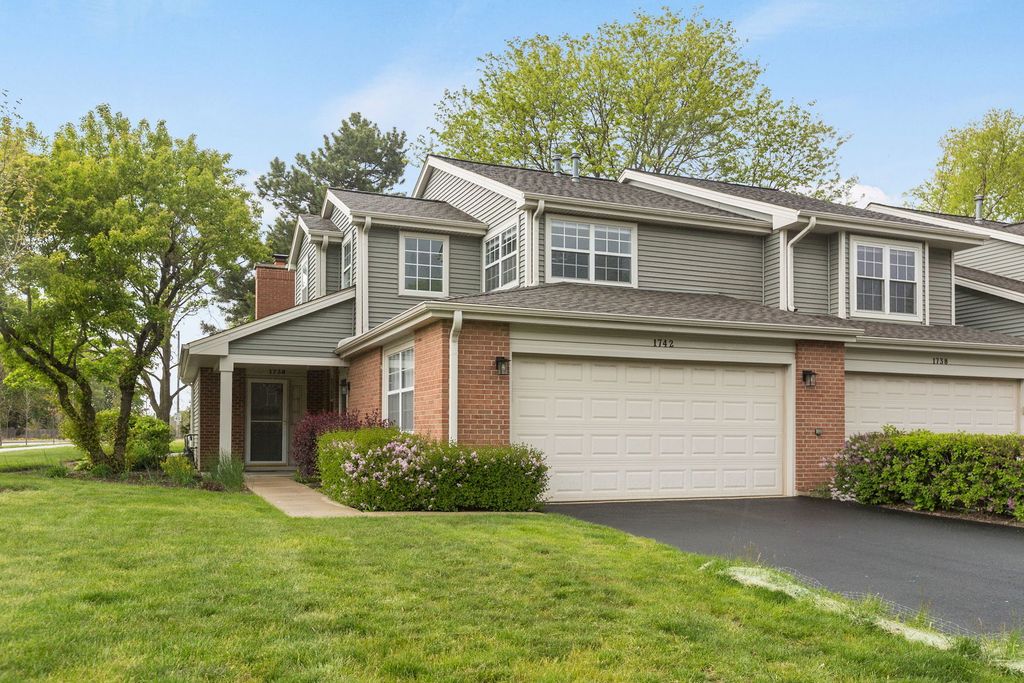 1742 W Orchard Place 1742, Arlington Heights, IL 60005