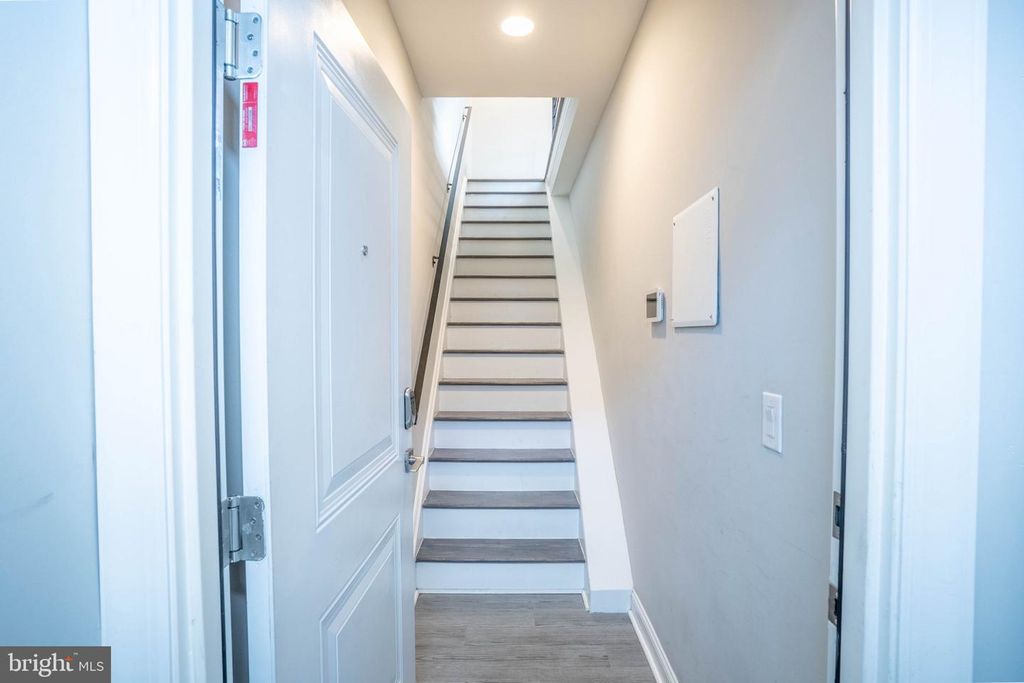 2942 W MASTER ST, Philadelphia, PA 19121 — photo 3