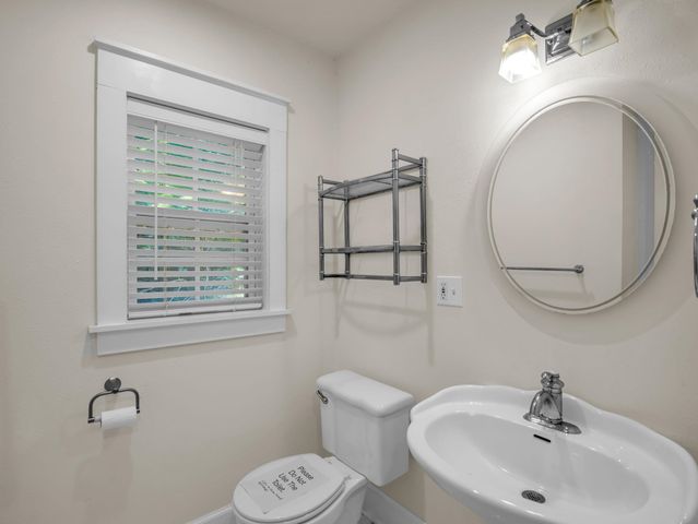 160 E Howard Street, Tryon, NC 28782