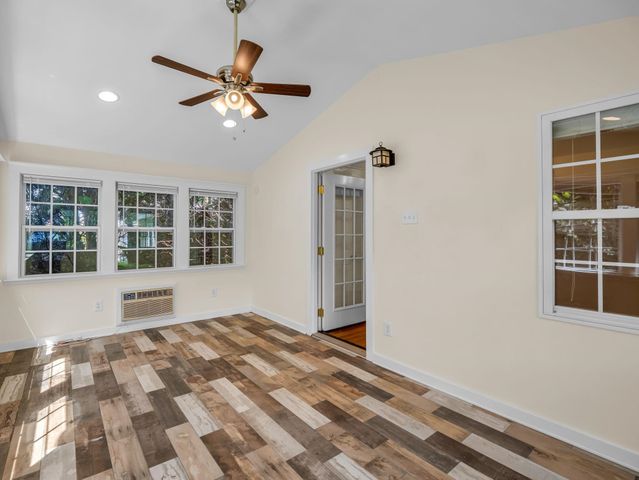 160 E Howard Street, Tryon, NC 28782