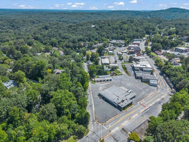 160 E Howard Street, Tryon, NC 28782