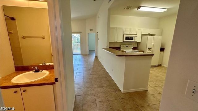 4299 Bellasol CIR 2621, Fort Myers, FL 33916