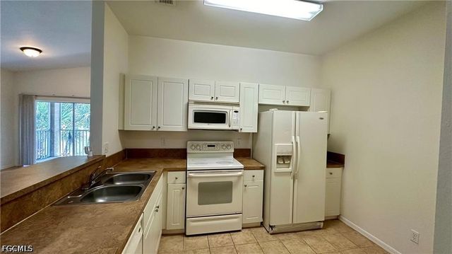 4299 Bellasol CIR 2621, Fort Myers, FL 33916