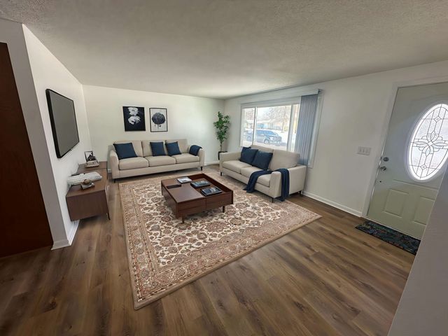 356 Tanglewood Drive, New Haven, IN 46774